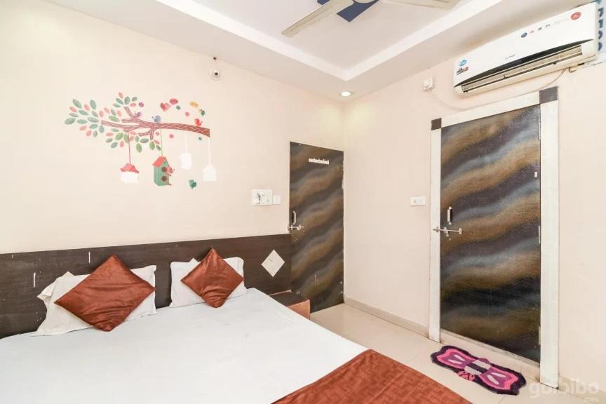 Hotel Rameshwaram Удджайн Экстерьер фото
