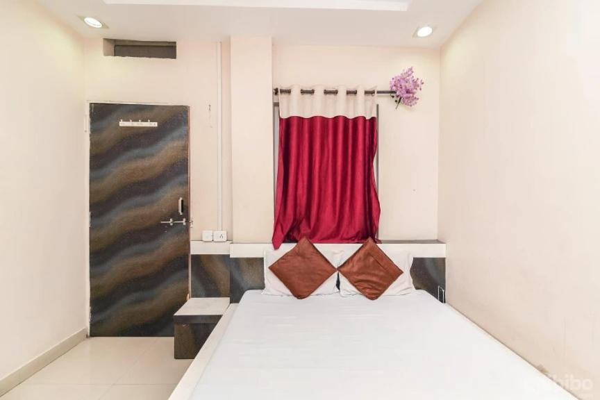 Hotel Rameshwaram Удджайн Экстерьер фото