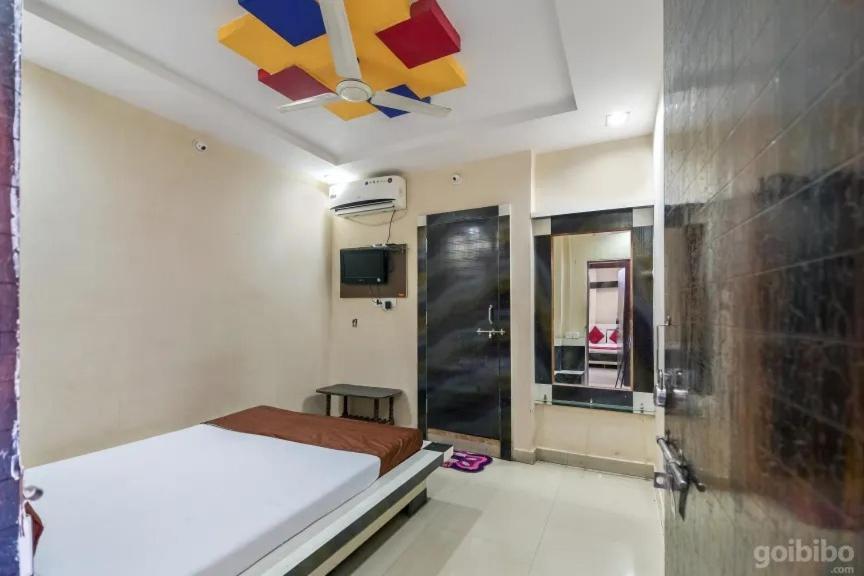 Hotel Rameshwaram Удджайн Экстерьер фото
